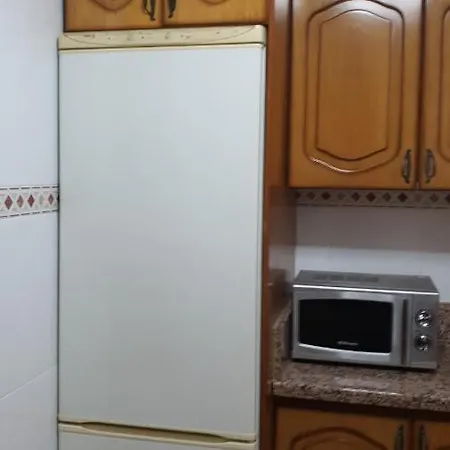 Apartamento Heliomar 3 dormitorios con Piscina, Wifi, Aparcamiento&Parque infantil Málaga